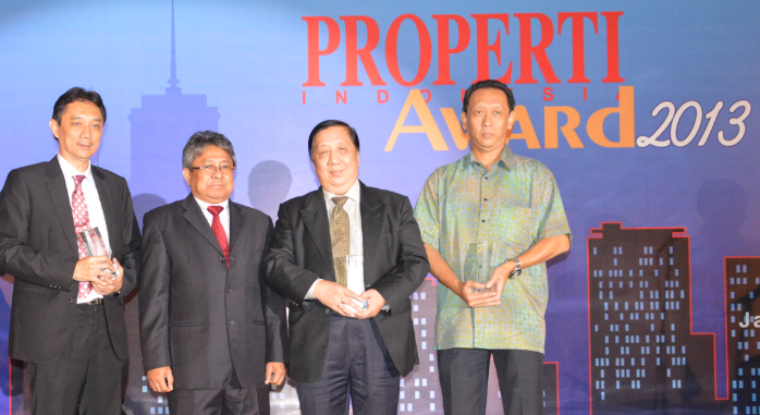 GRUP CIPUTRA RAIH DUA PENGHARGAAN DARI MAJALAH PROPERTI INDONESIA