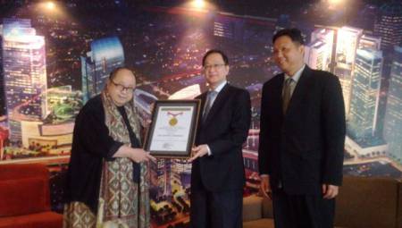 RAFFLES TOWER DINOBATKAN MURI JADI GEDUNG DENGAN HUNIAN TERTINGGI DI INDONESIA