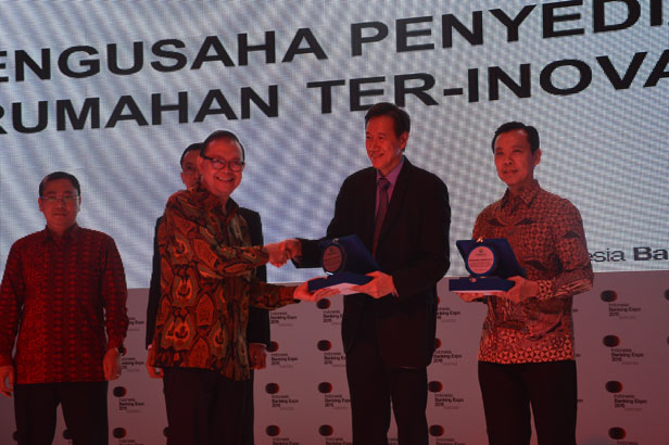CIPUTRA GROUP TERIMA 2 PENGHARGAAN DALAM PERBANAS AWARD 2015