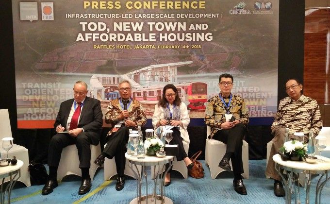 Government and Private Synergy Needed in the TOD Project