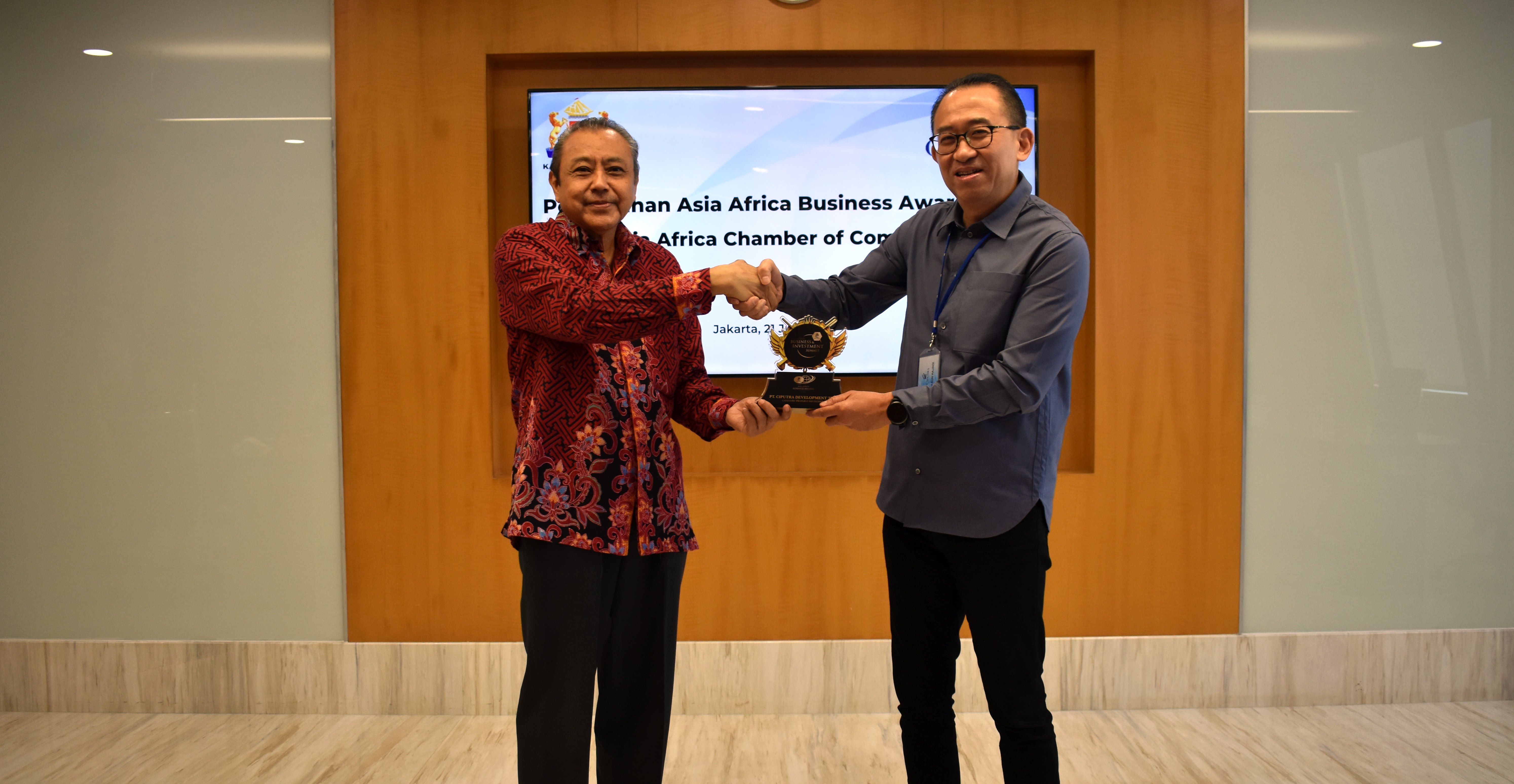 PT Ciputra Development Tbk Received Award “Asia Africa Business Award 2022”